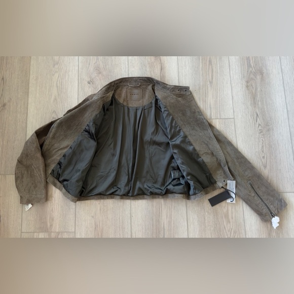 [BLANKNYC] Women’s Belted Moto Jacket. 🧥
*NEW WITH TAGS 🏷️ - Picture 9 of 11